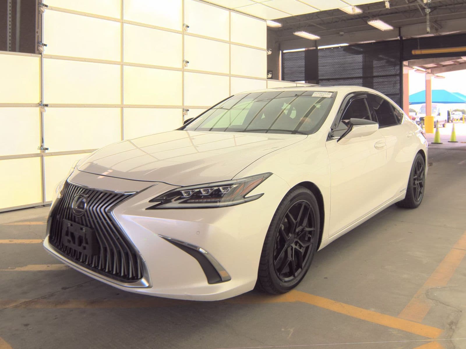 vehicle photo